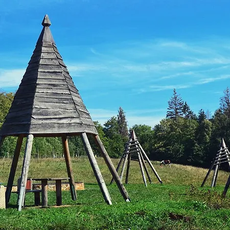 Na Skalkách 3*